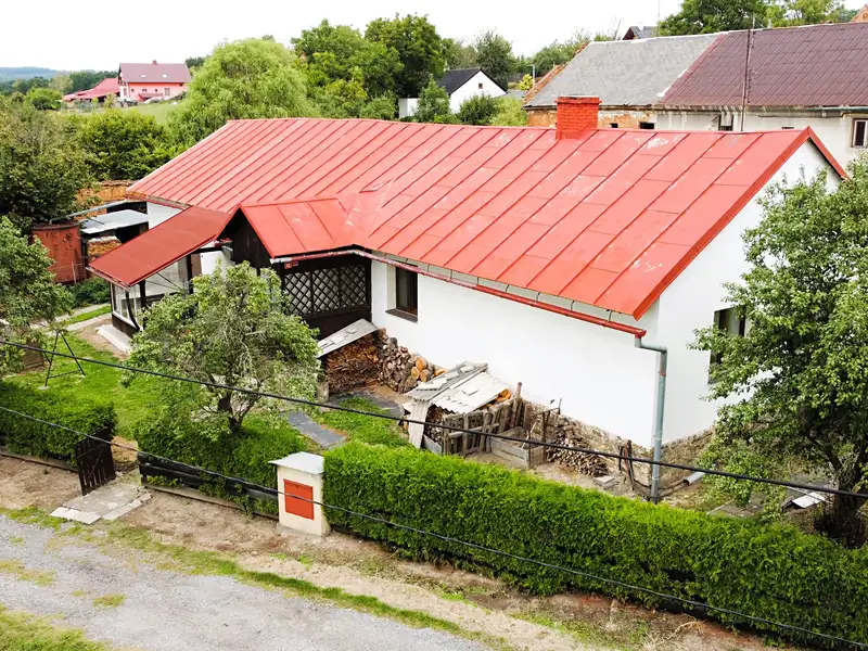 Prodej rodinného domu 220 m², pozemek 2588 m², Fulnek – náhled fotky 1
