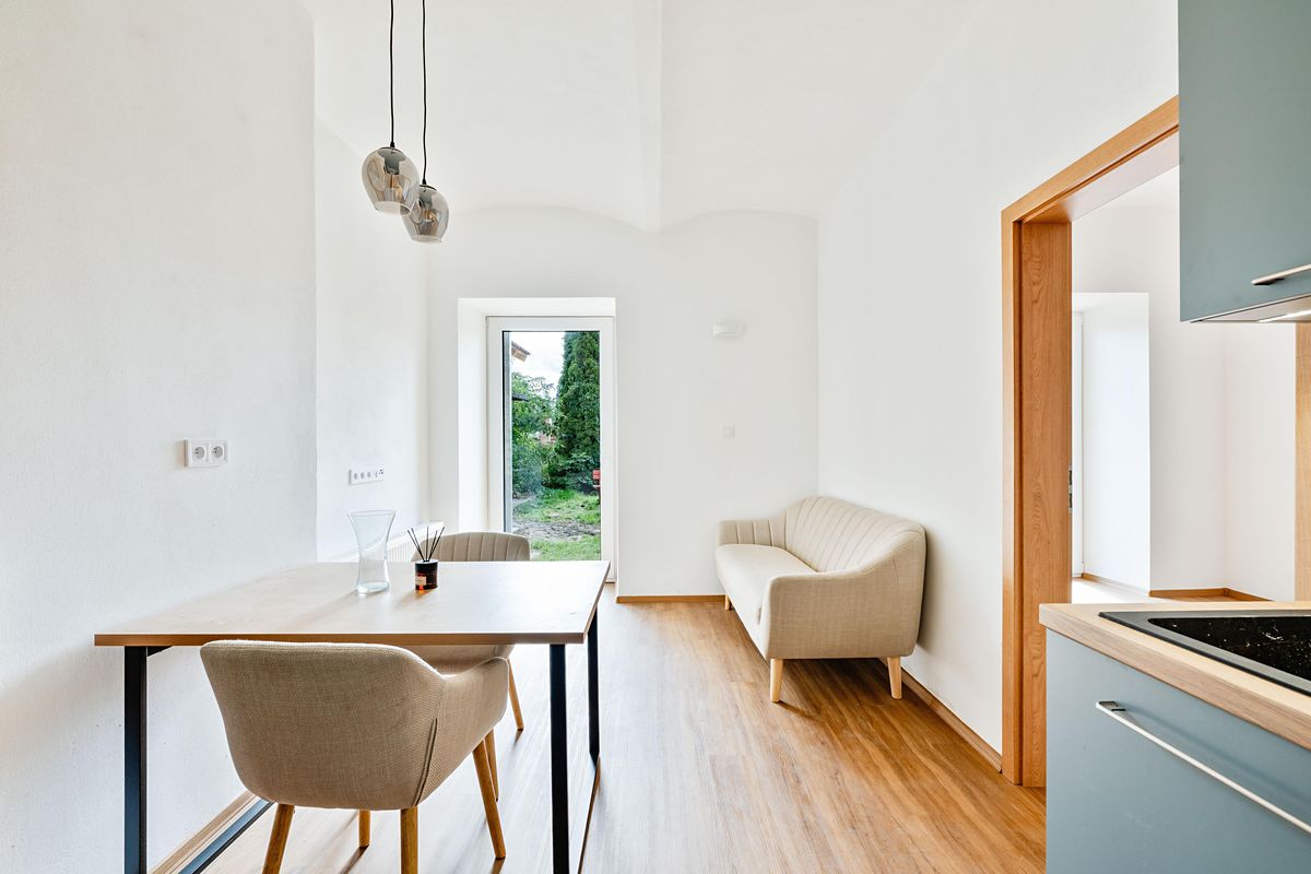 Pronájem bytu 2+kk 45 m²