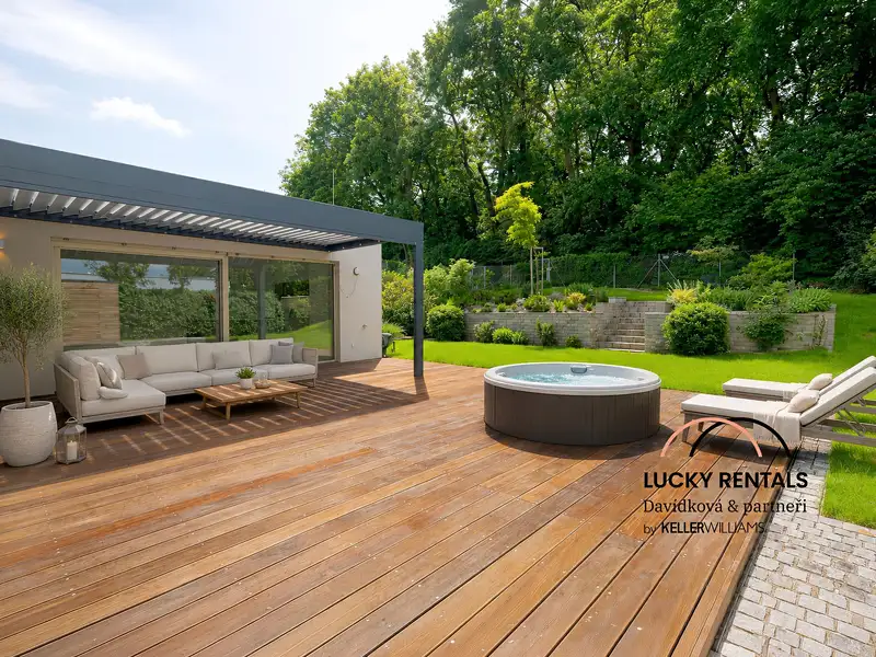 Prodej vícegeneračního domu 195 m², pozemek 514 m², Praha – náhled fotky 2