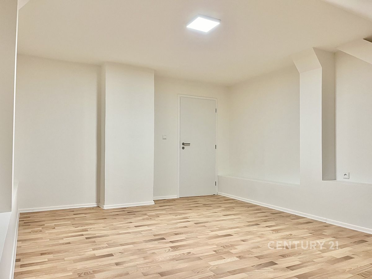 Pronájem bytu 3+1 88 m² – fotografie 4