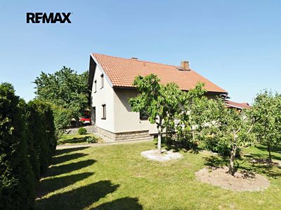 Prodej rodinného domu 260 m², pozemek 832 m²