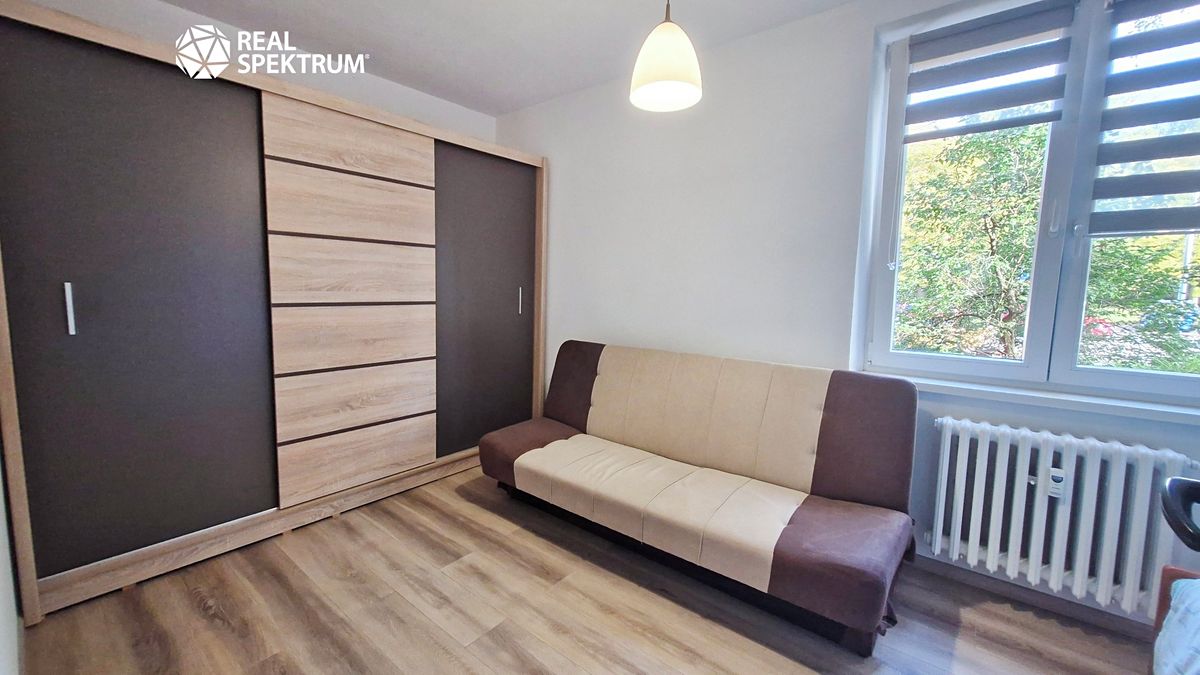 Pronájem bytu 3+1 66 m² – fotografie 3