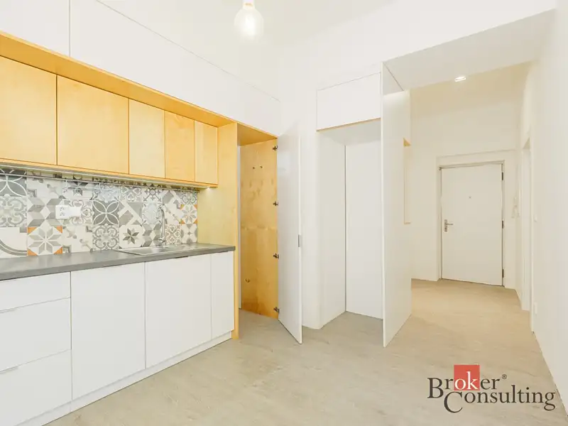 Pronájem bytu 2+1 74 m², Liberec – náhled fotky 3
