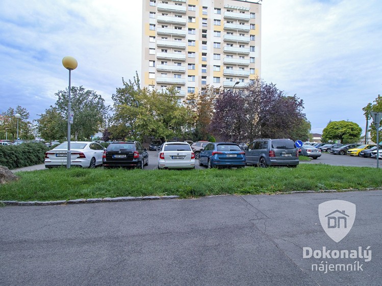 Pronájem bytu 3+kk, 65 m² (25 z 25)