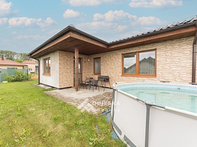 Pronájem  rodinného domu 101 m², pozemek 797 m²