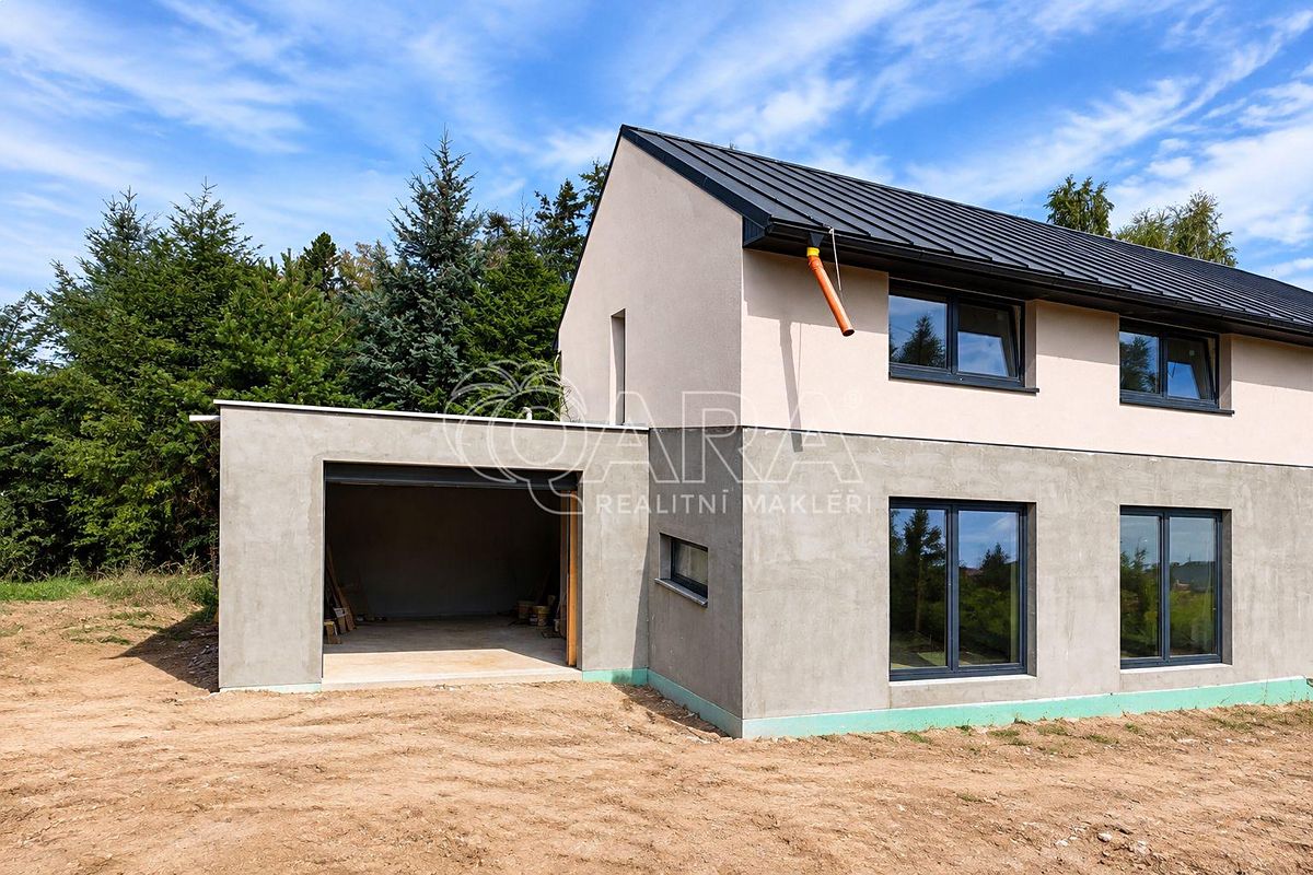 Prodej rodinného domu 159 m², pozemek 434 m² – fotografie 2