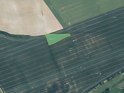 Prodej pole 2525 m²