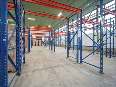 Комерційне приміщення в оренду, 323 м² (2 з 17)