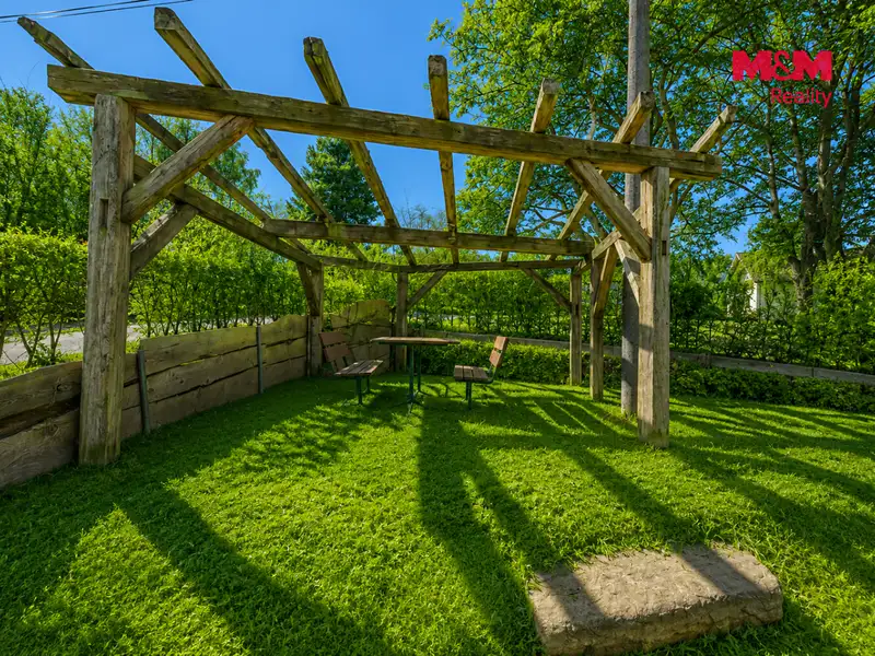 Prodej rodinného domu 108 m², pozemek 431 m², Planá – náhled fotky 3
