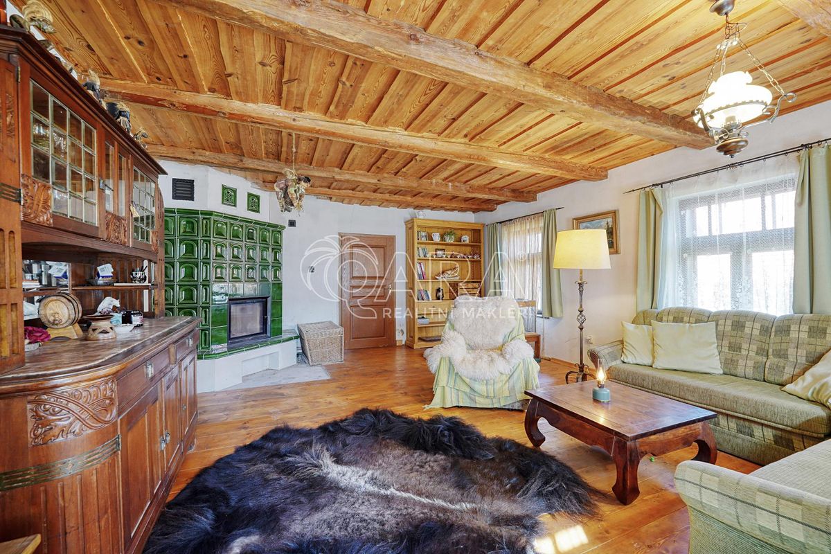 Prodej vícegeneračního domu 450 m², pozemek 2412 m² – fotografie 5