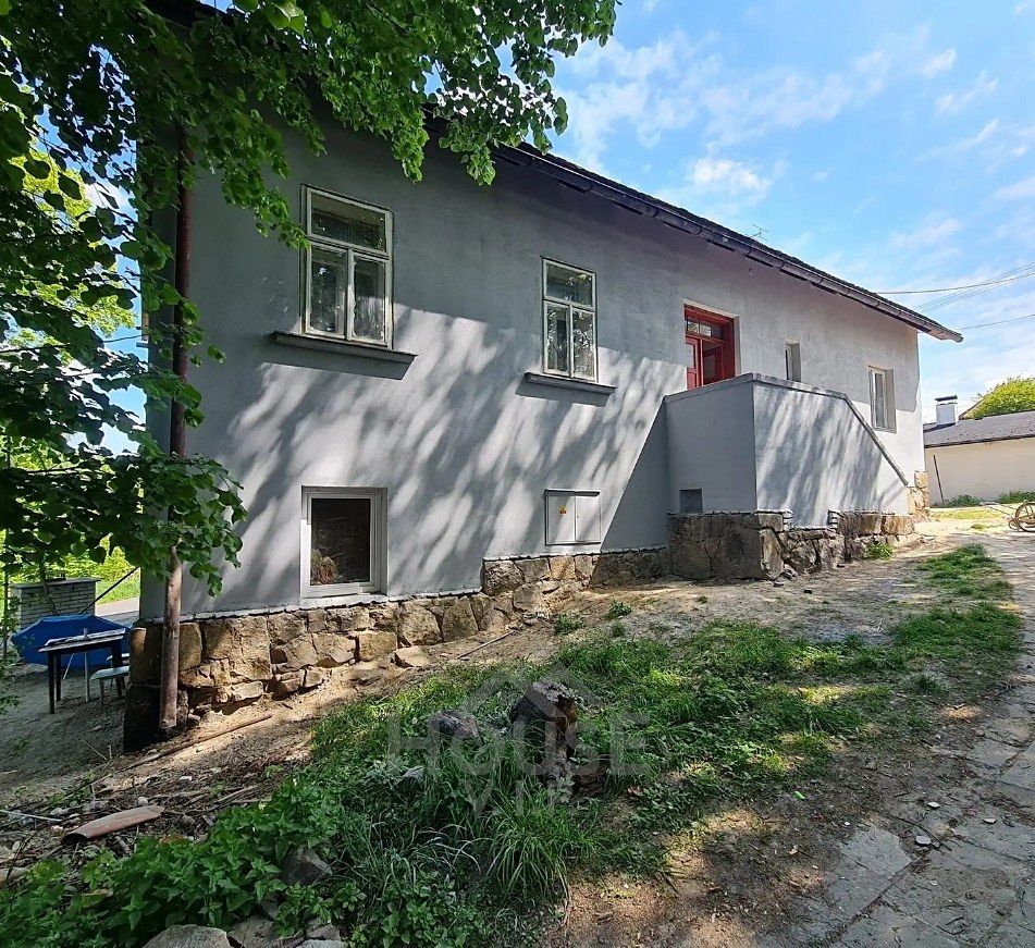 Prodej činžovního domu 285 m² – fotografie 3