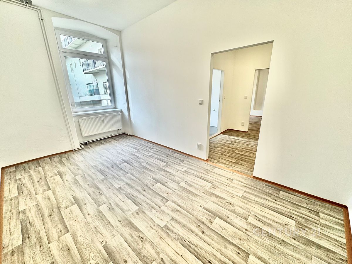 Pronájem bytu 2+kk 53 m² – fotografie 4