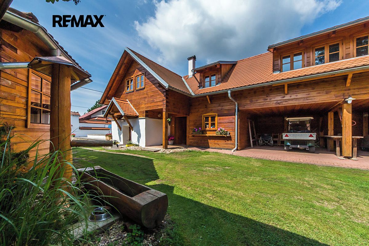 Pronájem rodinného domu 90 m², pozemek 327 m²