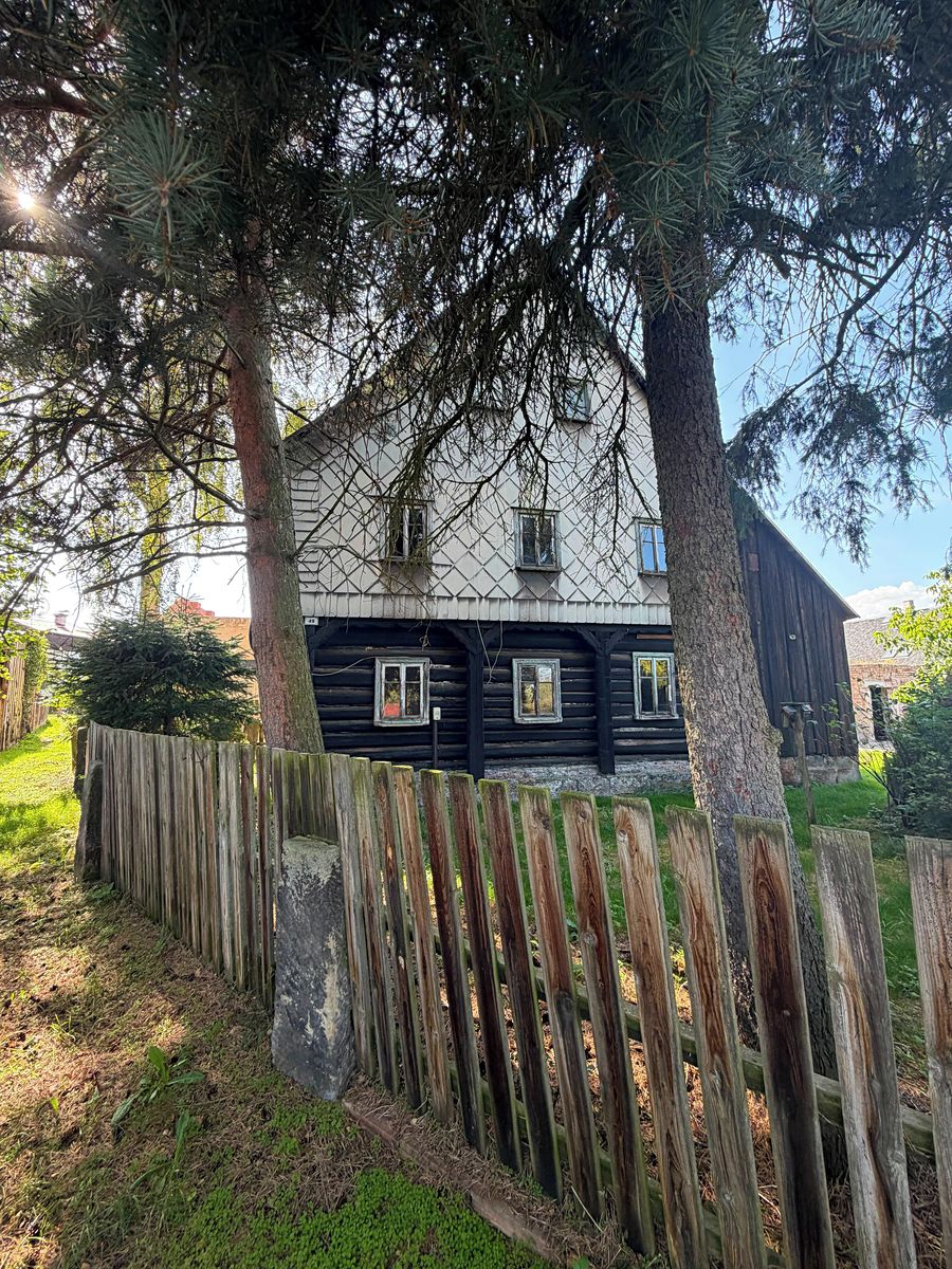 Prodej rodinného domu 280 m², pozemek 1397 m²