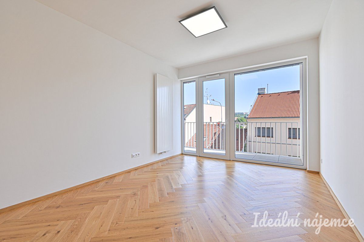 Pronájem bytu 2+kk 59 m² – fotografie 3