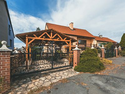 Prodej rodinného domu 240 m², pozemek 681 m²