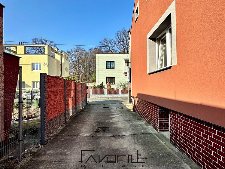 Prodej domu, 178 m² (13 z 16)