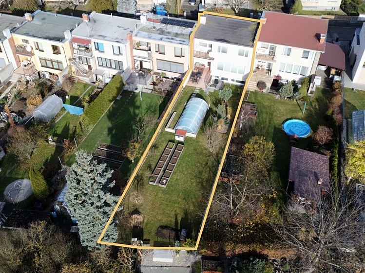 Будинок на продаж, 280 м² (1 з 36)