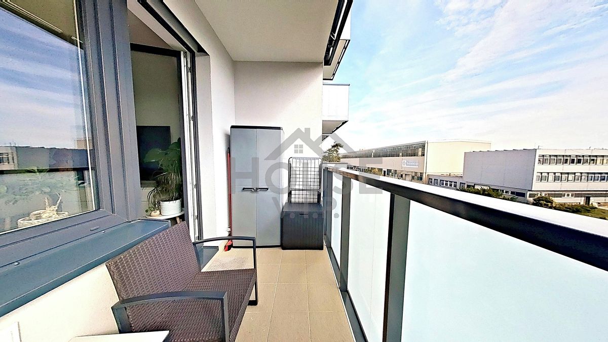 Prodej bytu 1+kk 34 m² – fotografie 2