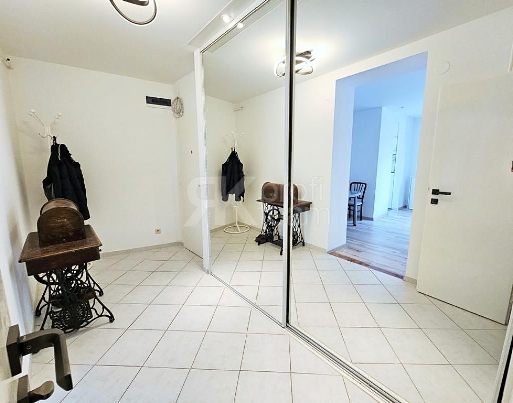 Pronájem bytu 1+1 40 m² – fotografie 2