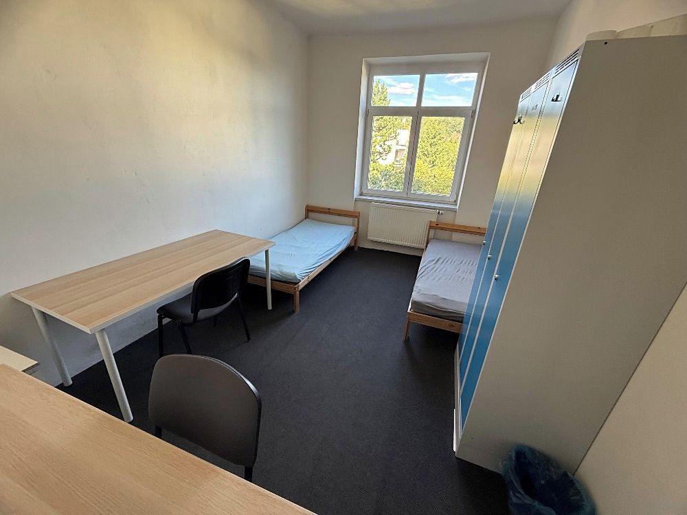 Pronájem bytu pokoje 16 m²