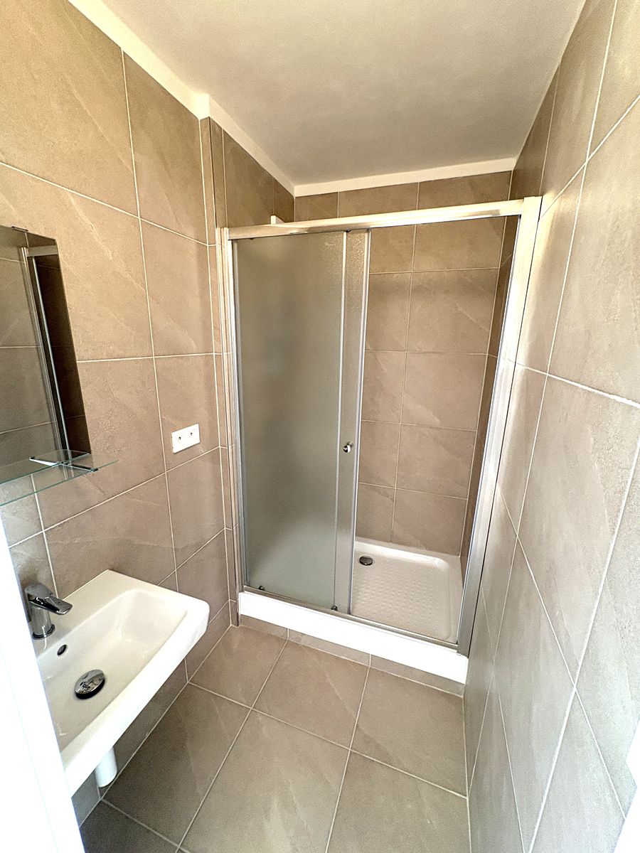 Pronájem bytu 2+kk 43 m² – fotografie 2
