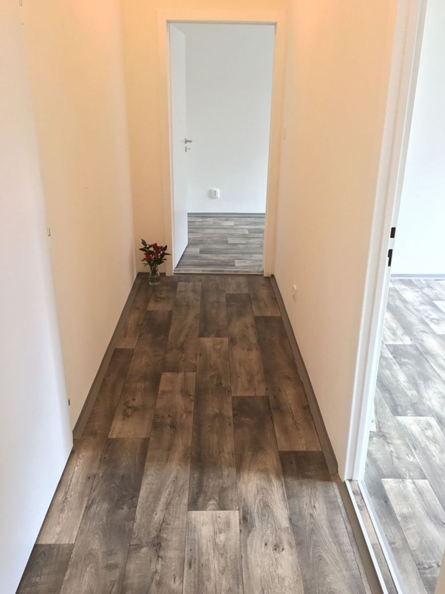 Pronájem bytu 2+1 44 m² – fotografie 2