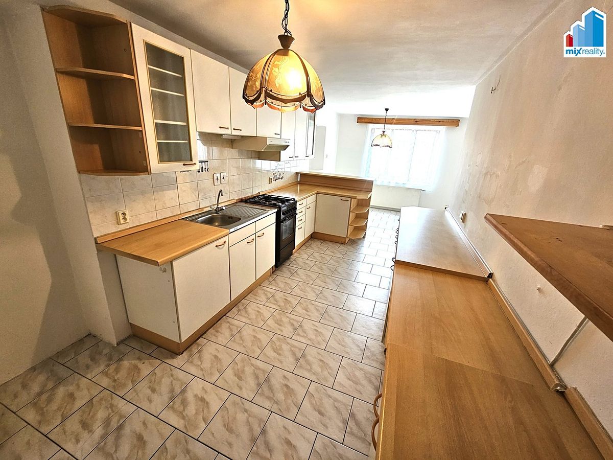 Pronájem bytu 4+1 120 m² – fotografie 3