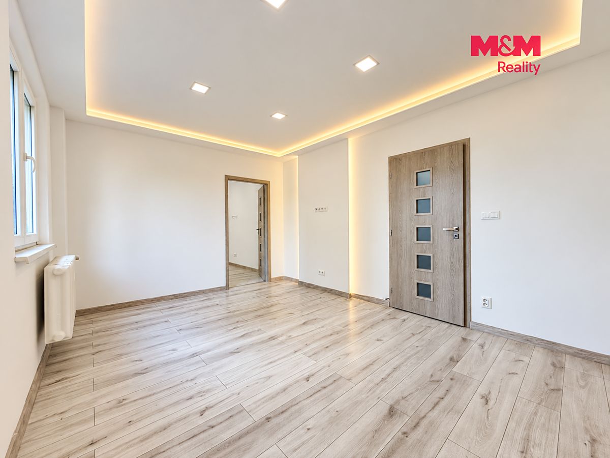 Pronájem bytu 3+1 60 m² – fotografie 3