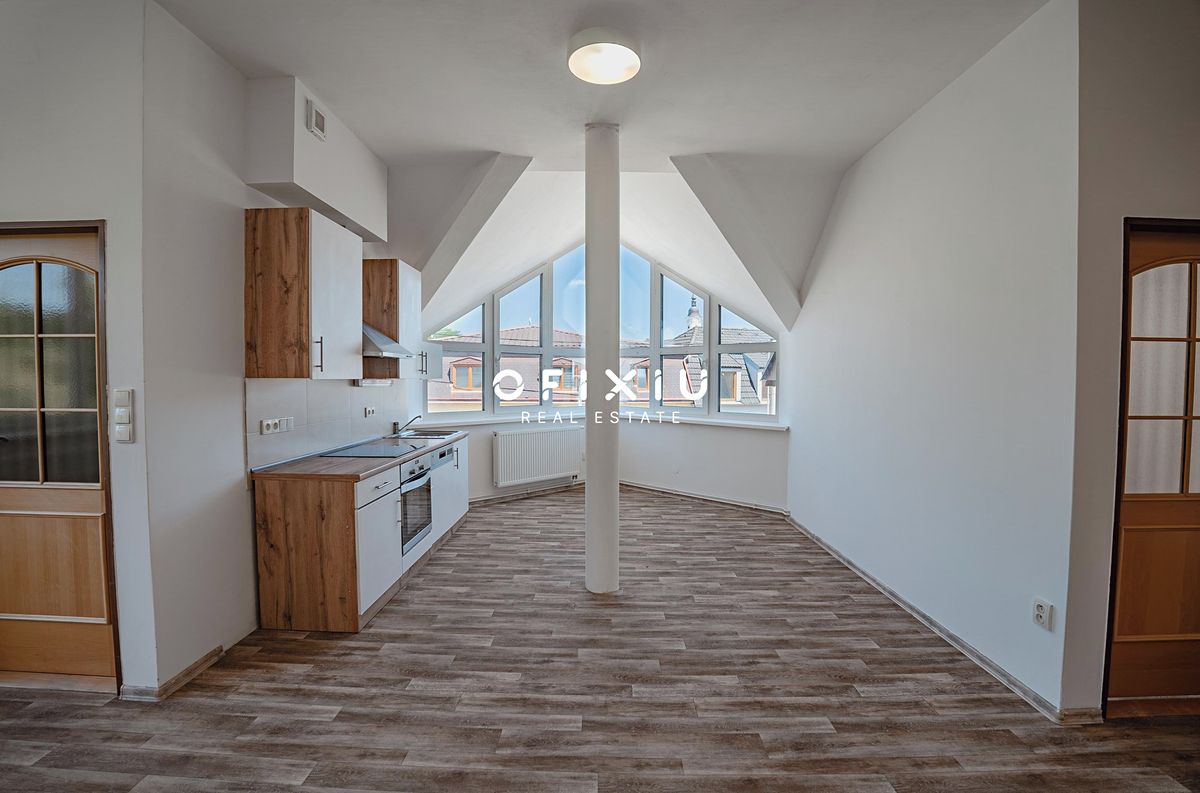 Pronájem bytu 2+kk 64 m²