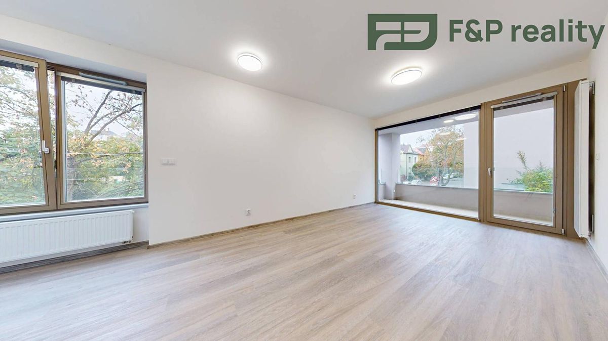 Pronájem bytu 2+kk 50 m² – fotografie 2