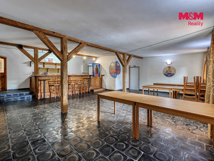 Комерційне приміщення на продаж, 8 700 м² (17 з 30)