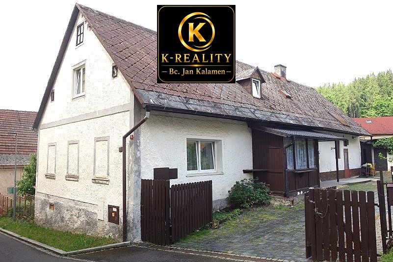 Prodej rodinného domu 372 m², pozemek 270 m²