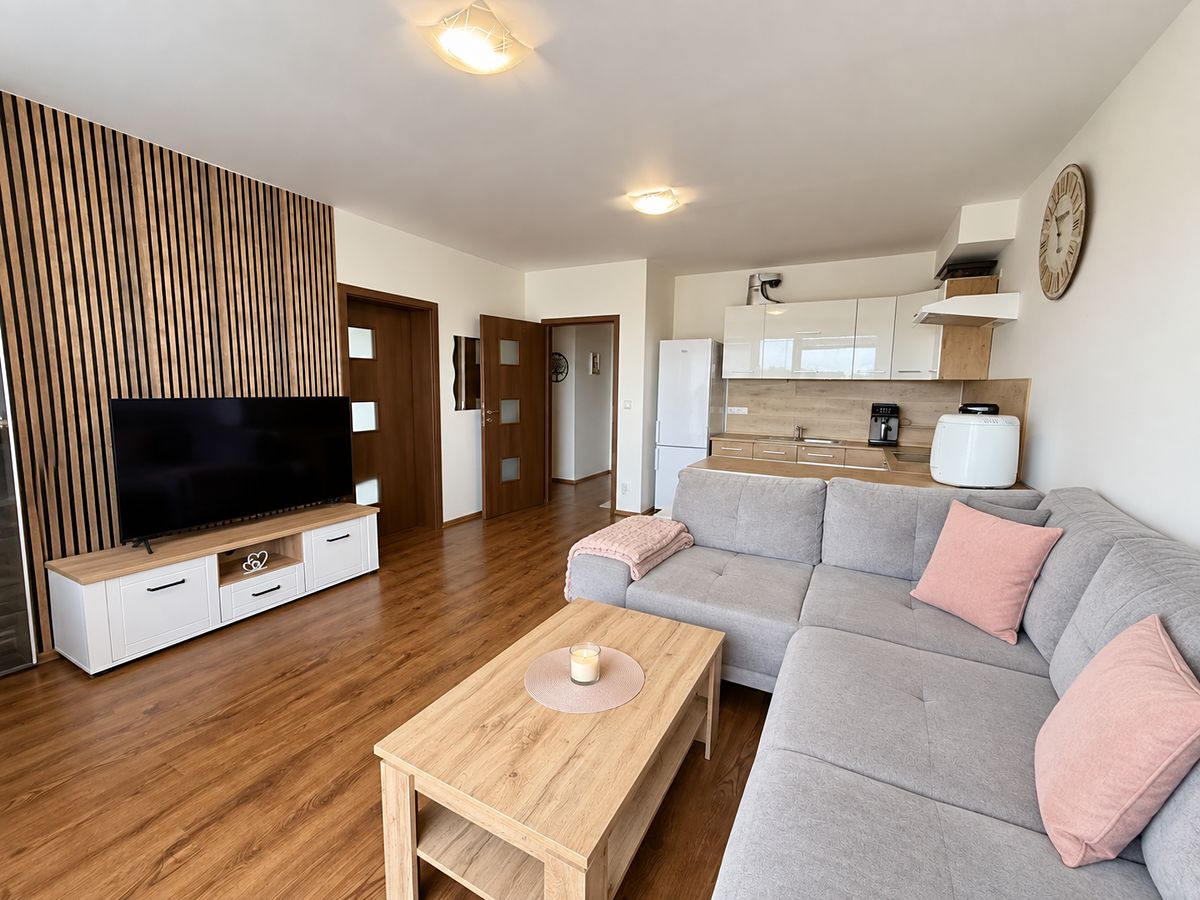 Pronájem bytu 3+kk 65 m²
