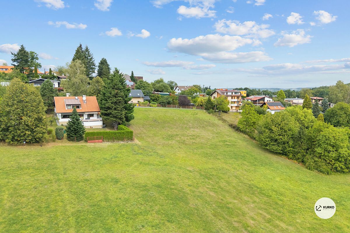 Prodej stavebního pozemku 1939 m² – fotografie 3
