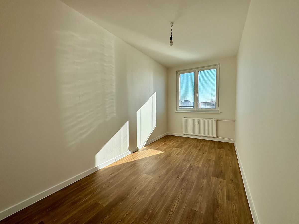 Pronájem bytu 2+1 44 m² – fotografie 4
