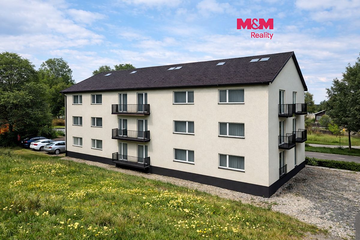 Prodej bytu 2+kk 63 m², Žleby – fotka 1 z 3