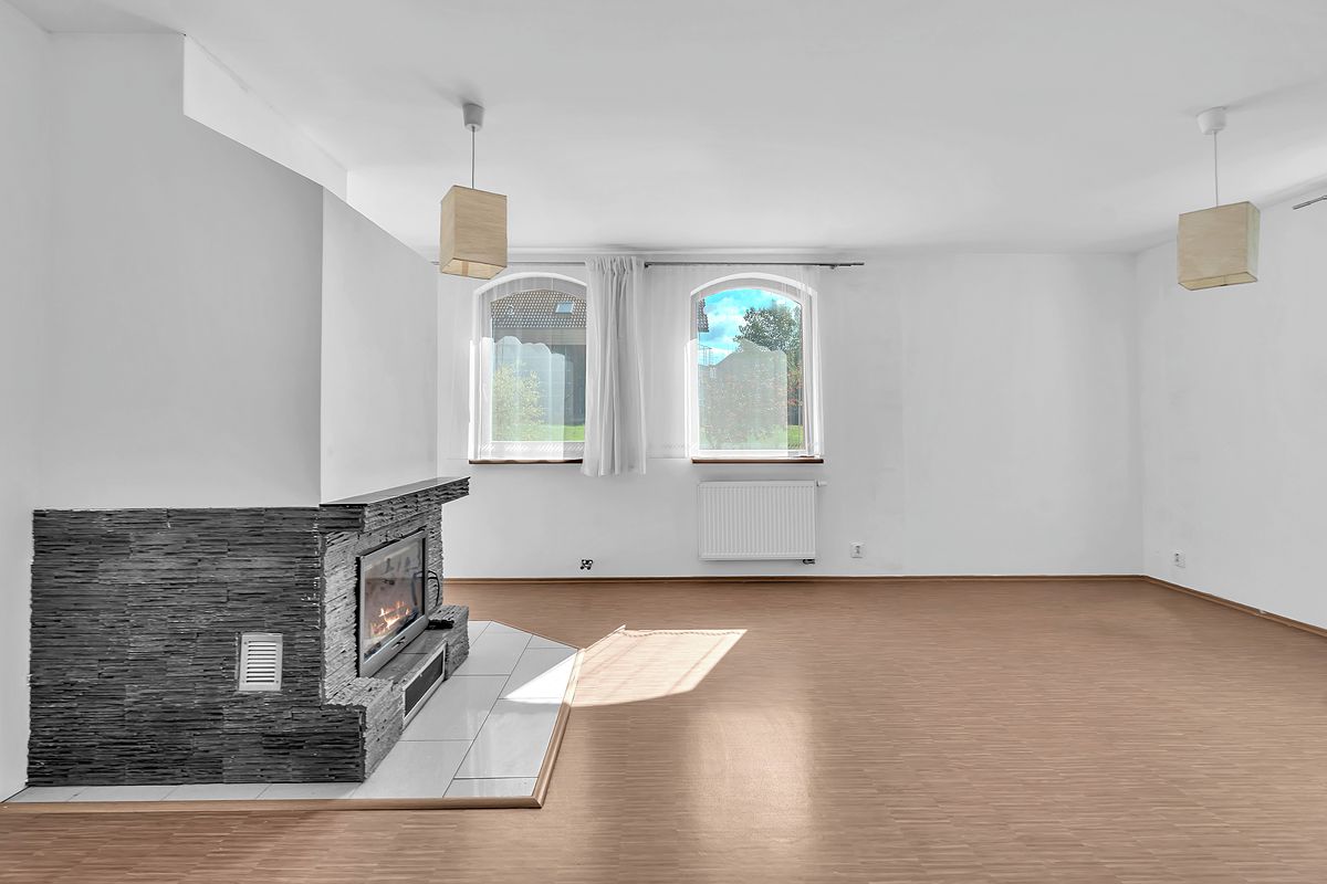 Prodej rodinného domu 226 m², pozemek 1566 m² – fotografie 2