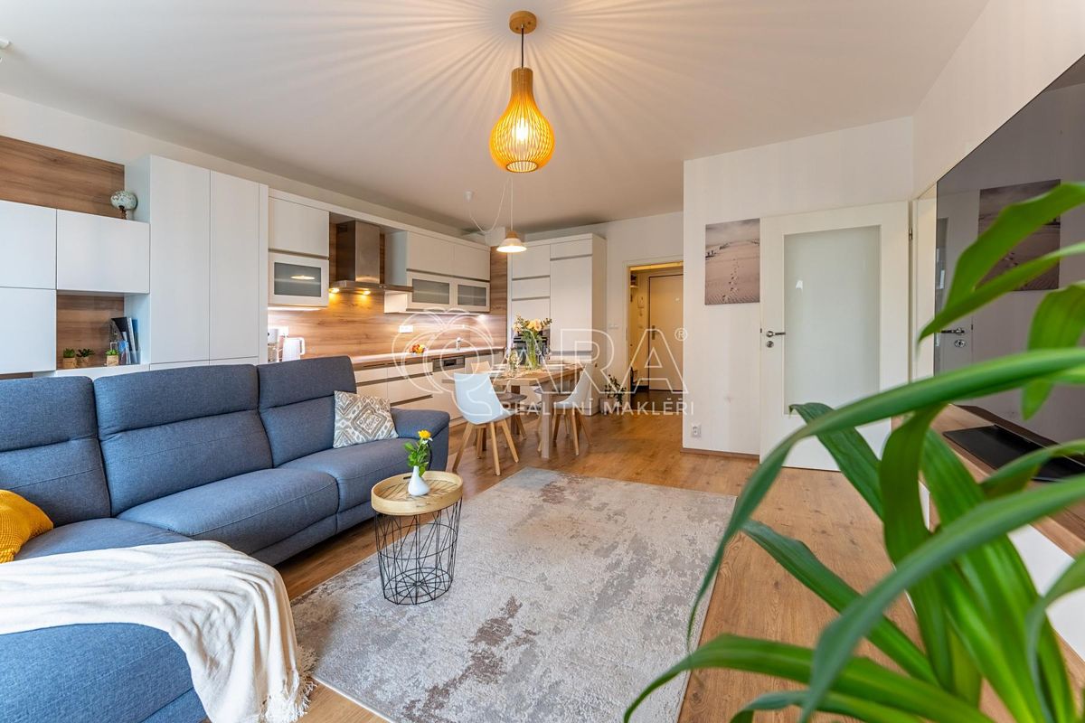 Prodej bytu 3+kk 79 m² – fotografie 2