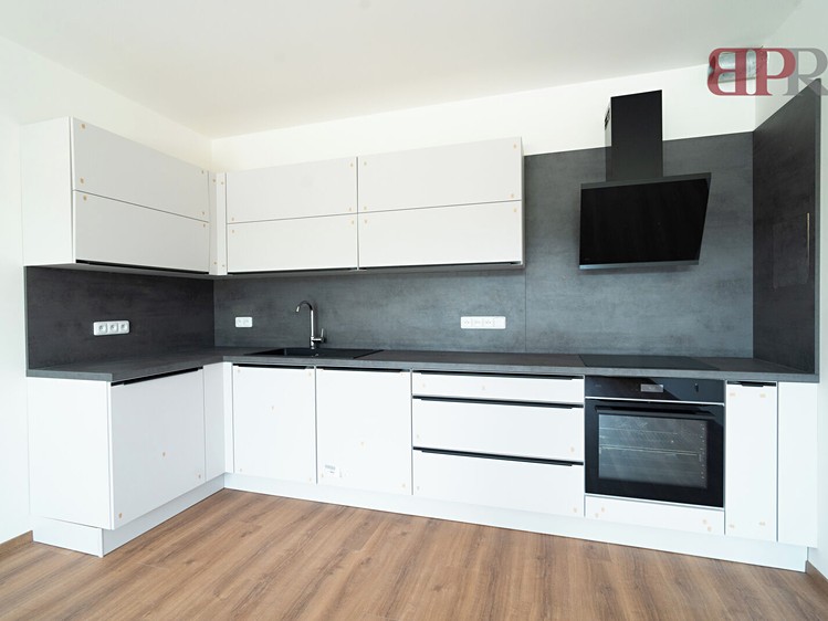 Pronájem bytu 2+kk, 54 m² (6 z 22)