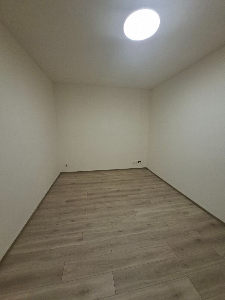 Pronájem bytu 2+1 50 m² – fotografie 5