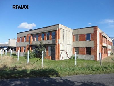 Prodej obchodního prostoru 1600 m²