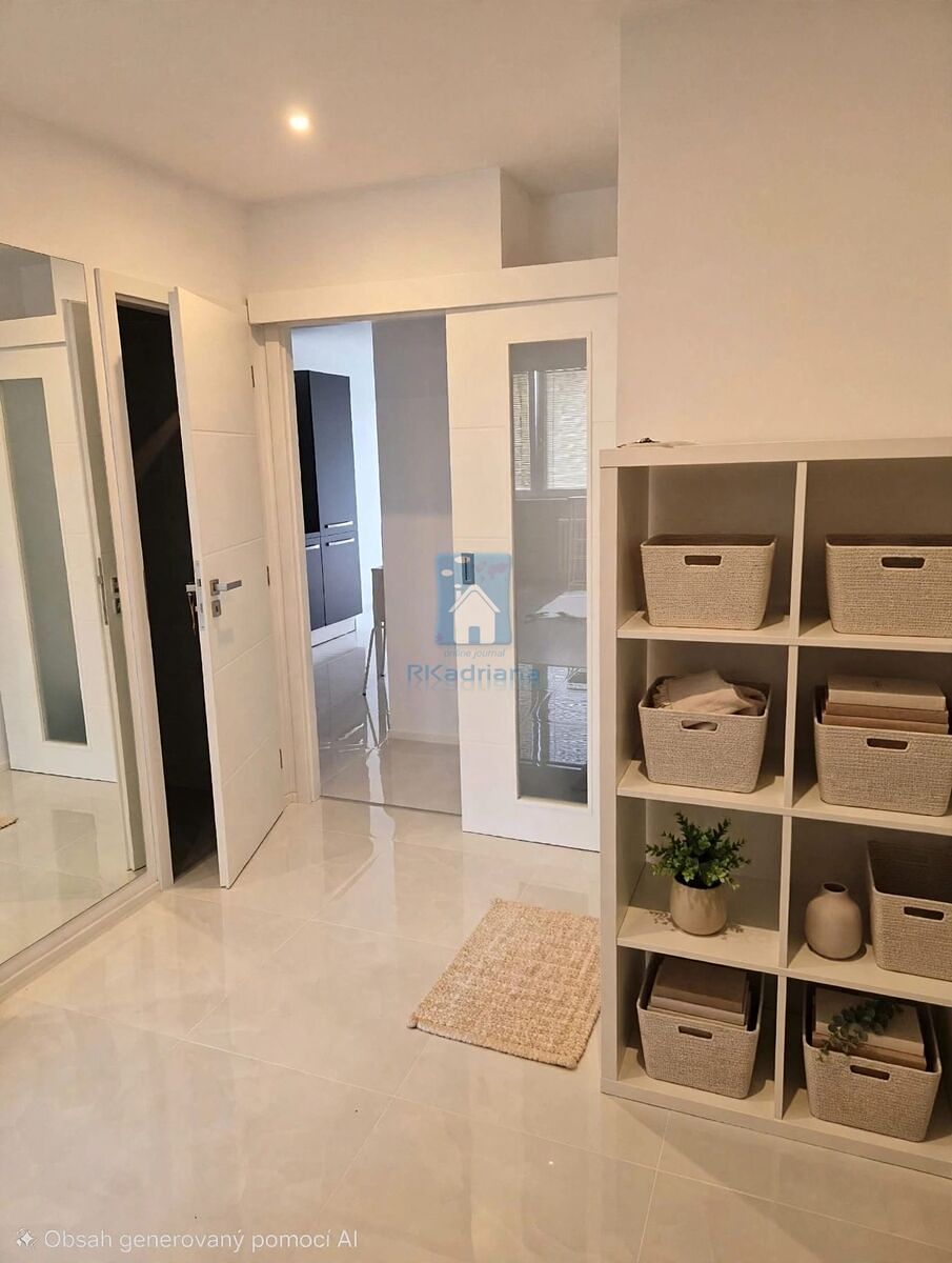 Pronájem bytu 2+1 60 m² – fotografie 4