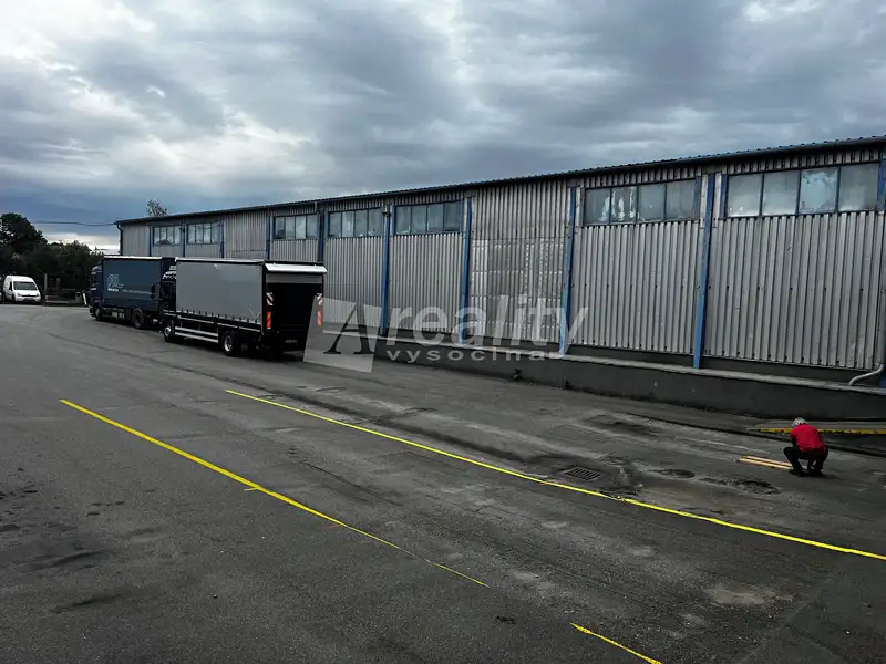 Pronájem skladového prostoru 500 m², Jihlava – náhled fotky 1