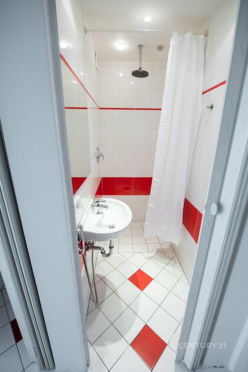 Pronájem bytu 1+kk 23 m² – fotografie 5