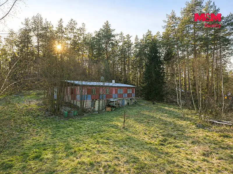 Prodej chalupy 254 m², pozemek 2986 m², Týn nad Vltavou – náhled fotky 2