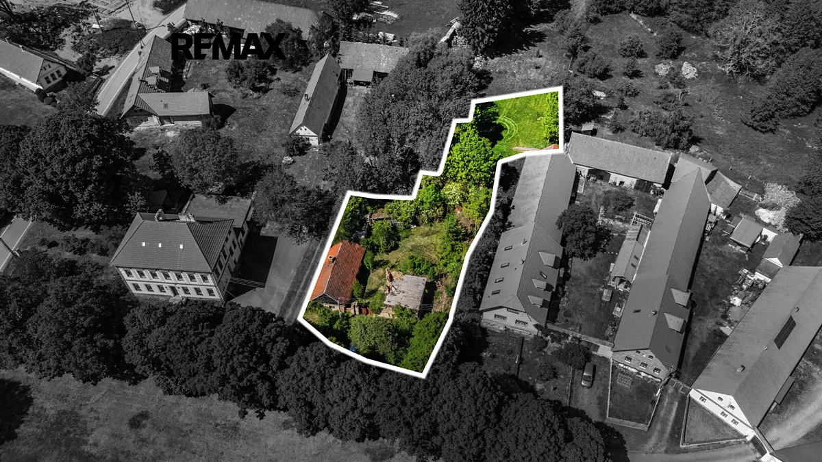 Prodej stavebního pozemku 1677 m²