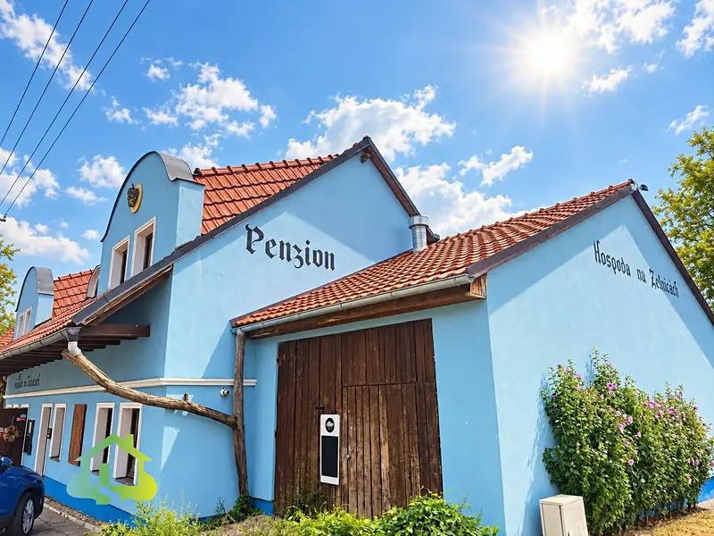 Prodej restaurace 632 m², Ratíškovice – náhled fotky 1