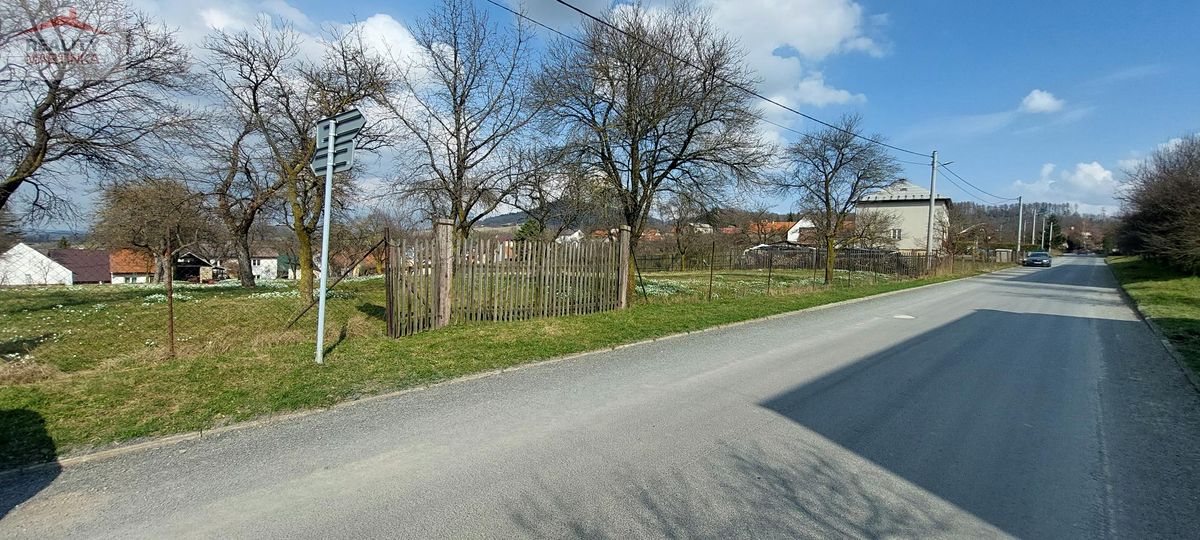 Prodej stavebního pozemku 1563 m² – fotografie 3