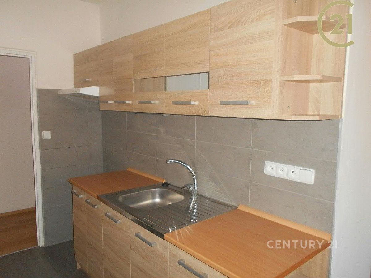 Pronájem bytu 2+1 57 m²